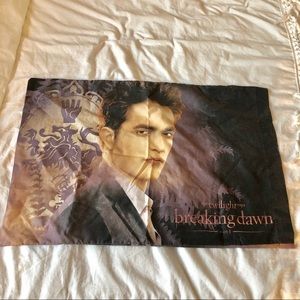 Edward Cullen/Twilight pillow case!